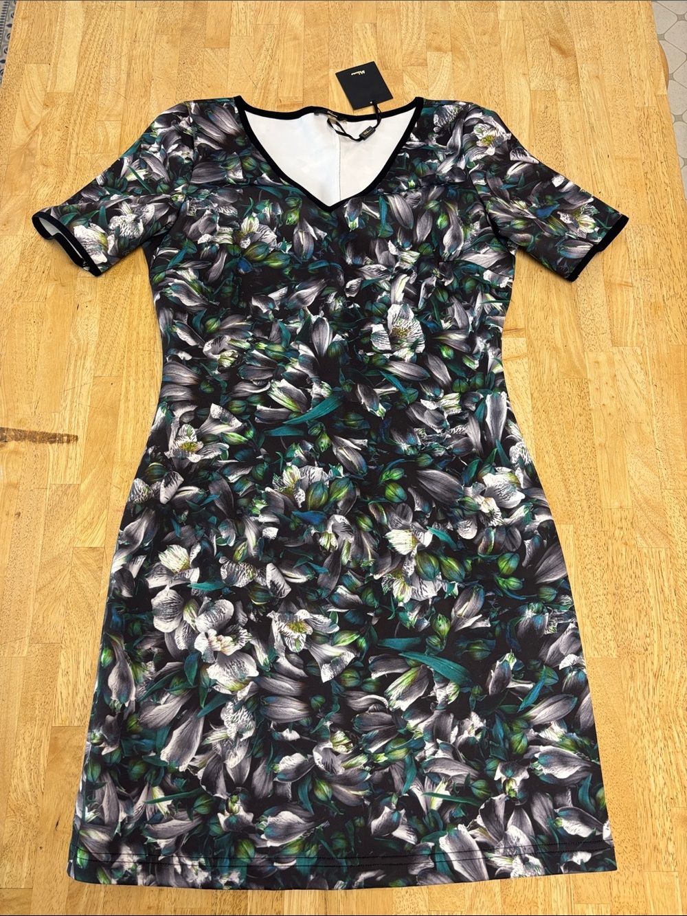 NWT Milano Black Floral V-Neck Midi Dress with Green Accents